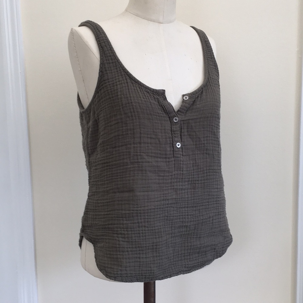 Cloth & Stone Olive Green Top Anthropologie